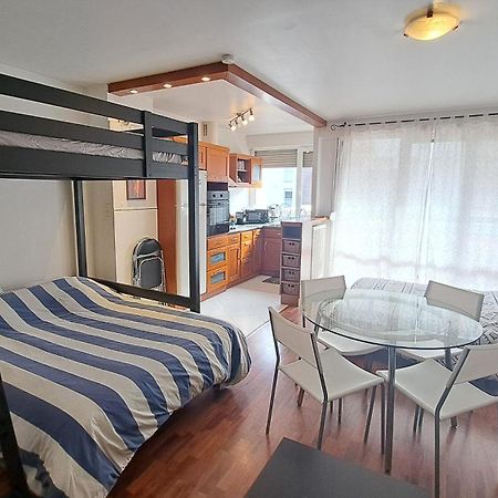 Studio Cosy 33 M² Limite Lyon. Parking Privatif. Bron Dış mekan fotoğraf